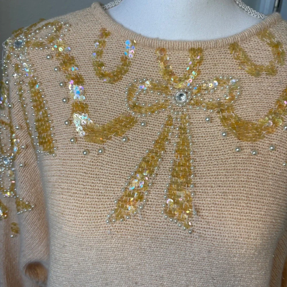 Jaclyn Smith Vintage Silk Angora Blend Beaded Sequin Bow Sweater Peach Small